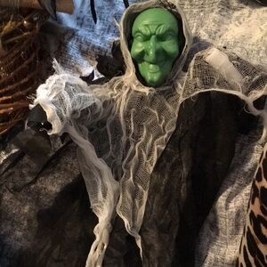 Green Witch Halloween Decor
